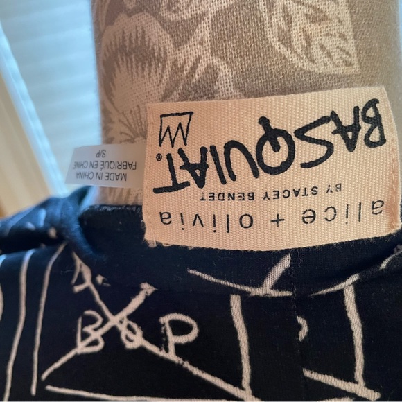 Classic Basquiat inspired top. - Picture 2 of 3